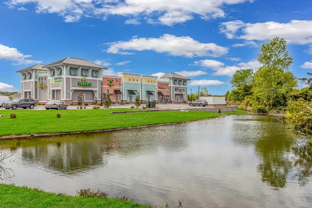 Barefoot Bliss 3rd Floor Marina, Golf, Nightlife at Barefoot Resort