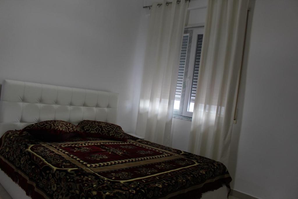 City Center luxurious apartment - Imazhi 6