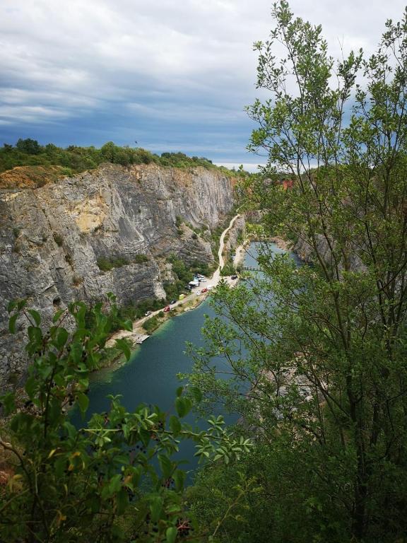 Loodusmaastik apartemendi lähedal