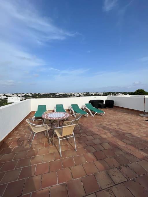 Balkón nebo terasa v ubytování Great penthouse with pool and private roof terrace