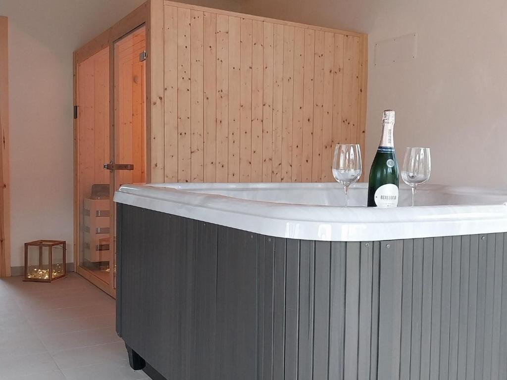 Nápoje v ubytovaní Elegant Apartment Retreat in Todi