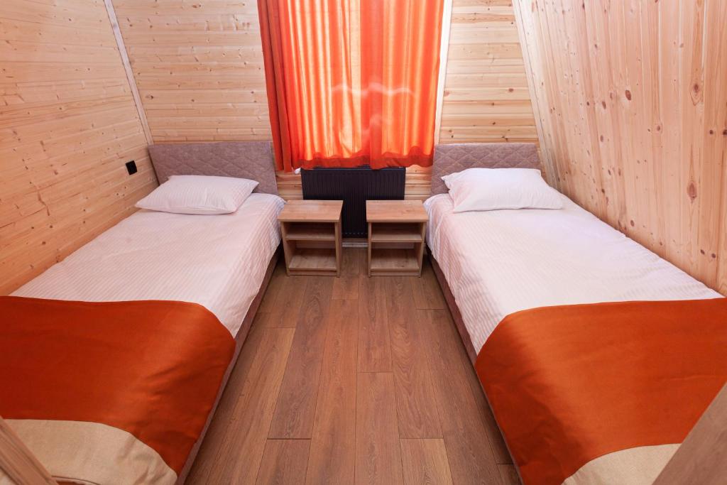 Postel nebo postele na pokoji v ubytování Reserve Resort Lagodekhi