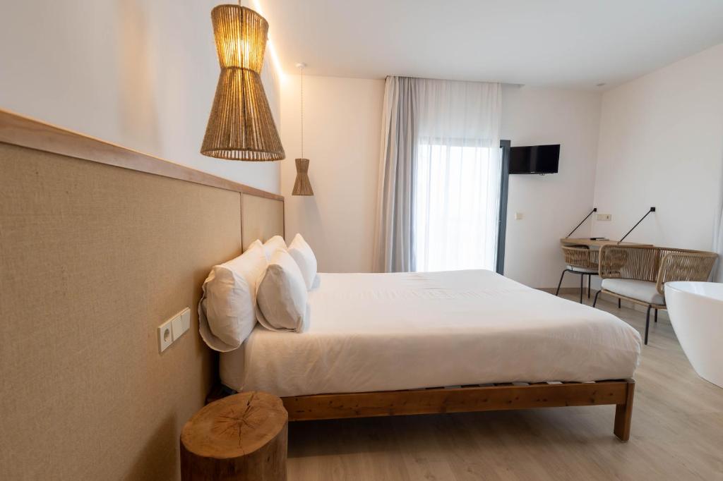 Play Hotel Ibiza - Adults Only, Ibiza Town – Updated 2023 Prices