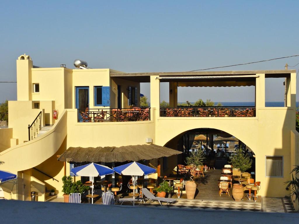 Restaurace v ubytování Levante Beach Hotel
