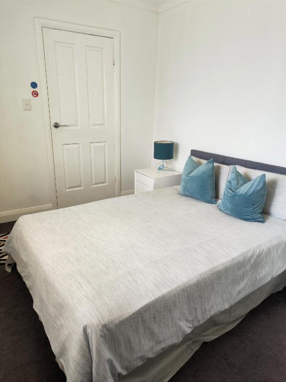 Beautiful Auburn Double Room Near ANZ Stadium Olympic Park DFO, Auburn (updated prices 2025)