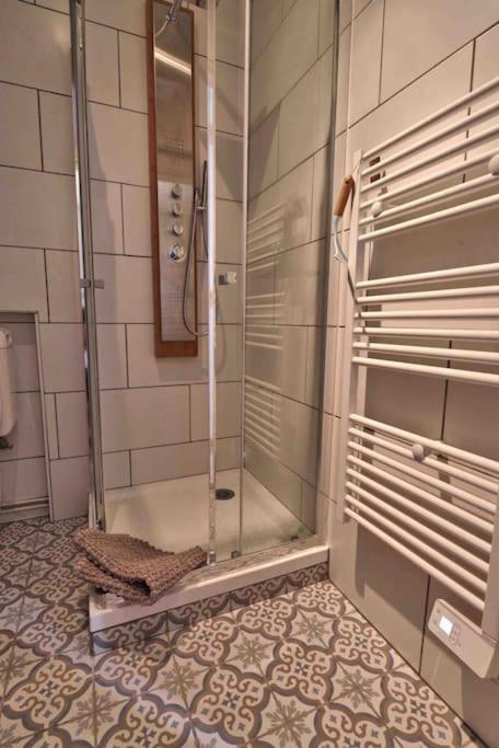Kúpeľňa v ubytovaní jolie cottage idéalement située