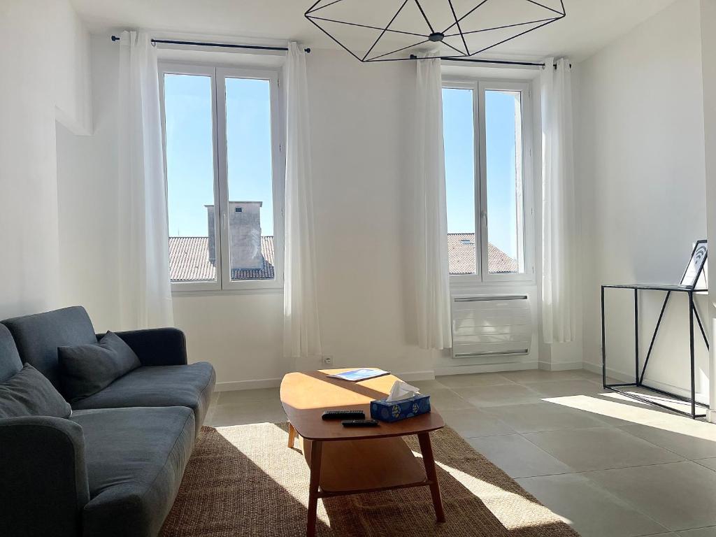 Et opholdsområde på Appartement Gabriel Centre ville départ Ferry