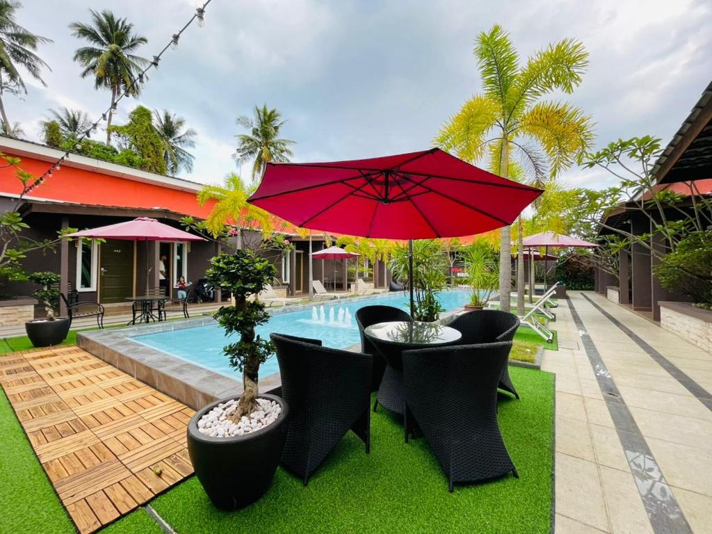 Bazén v ubytování Villa Abadi Resort nebo v jeho okolí
