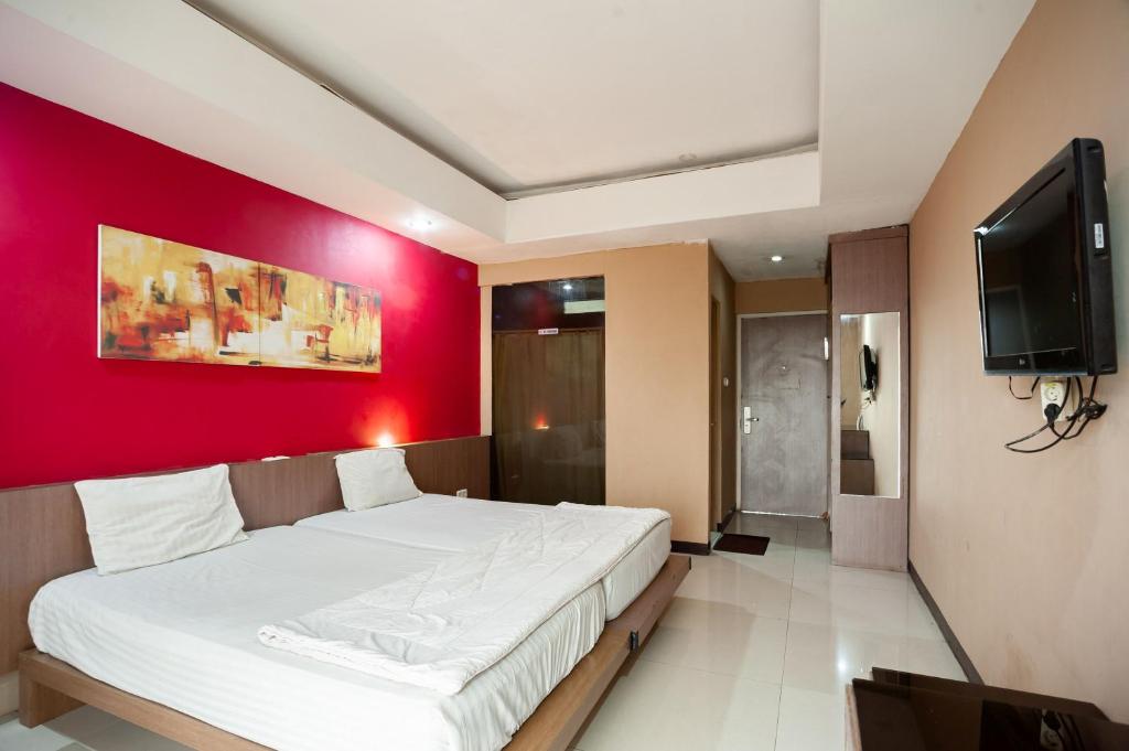 Safwah Bintaro Syariah Mitra RedDoorz - Deluxe Room