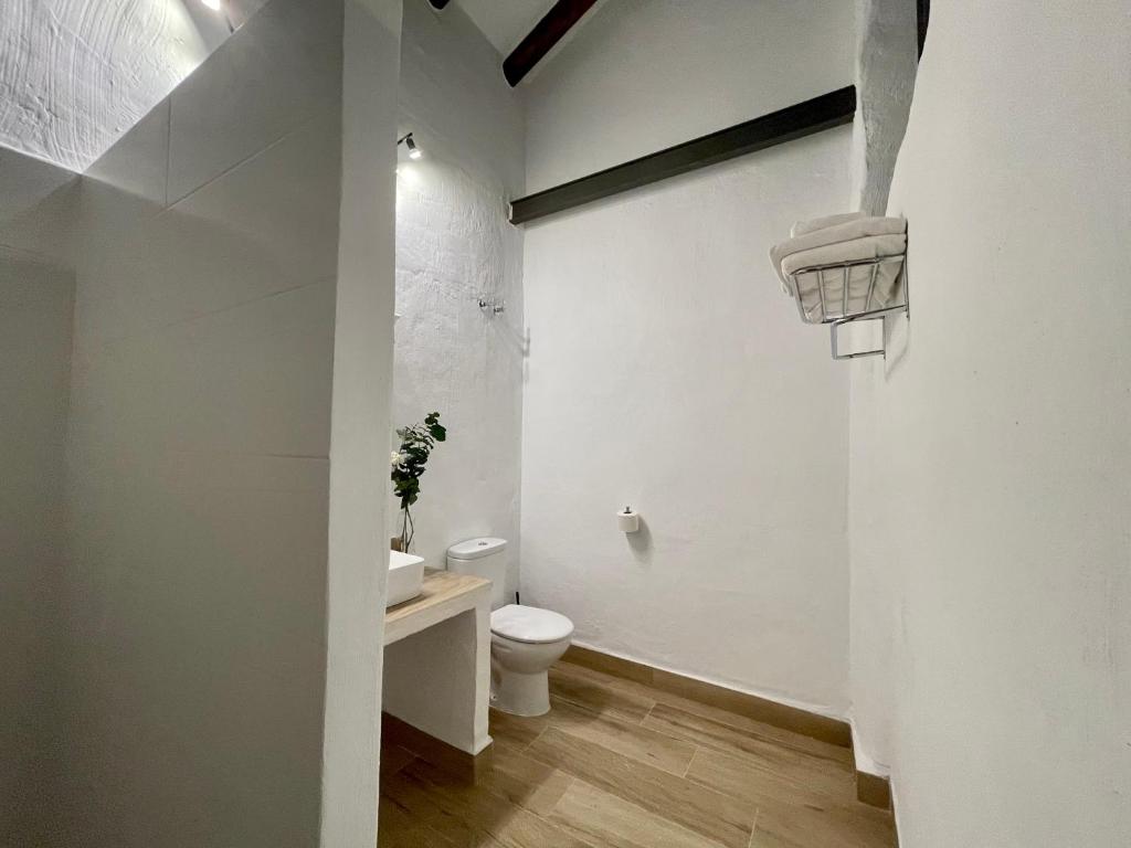 Los Palomos casa rural en el centro de Andalucía - Eight-Bedroom House