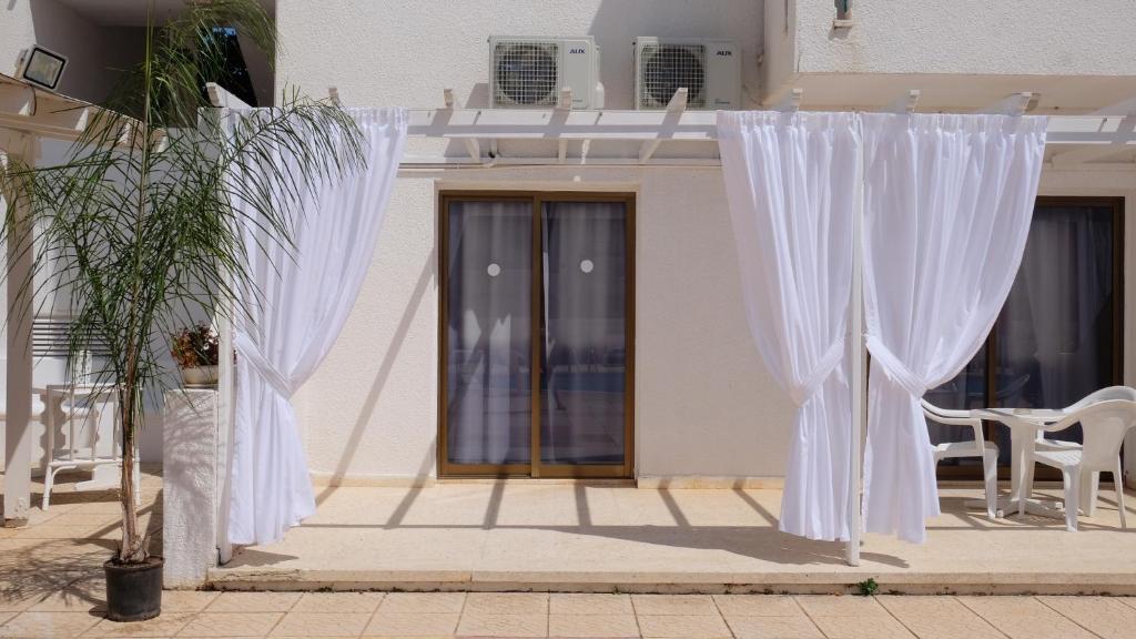 Fotografie z fotogalerie ubytování Amore Hotel Apts v destinaci Paralimni