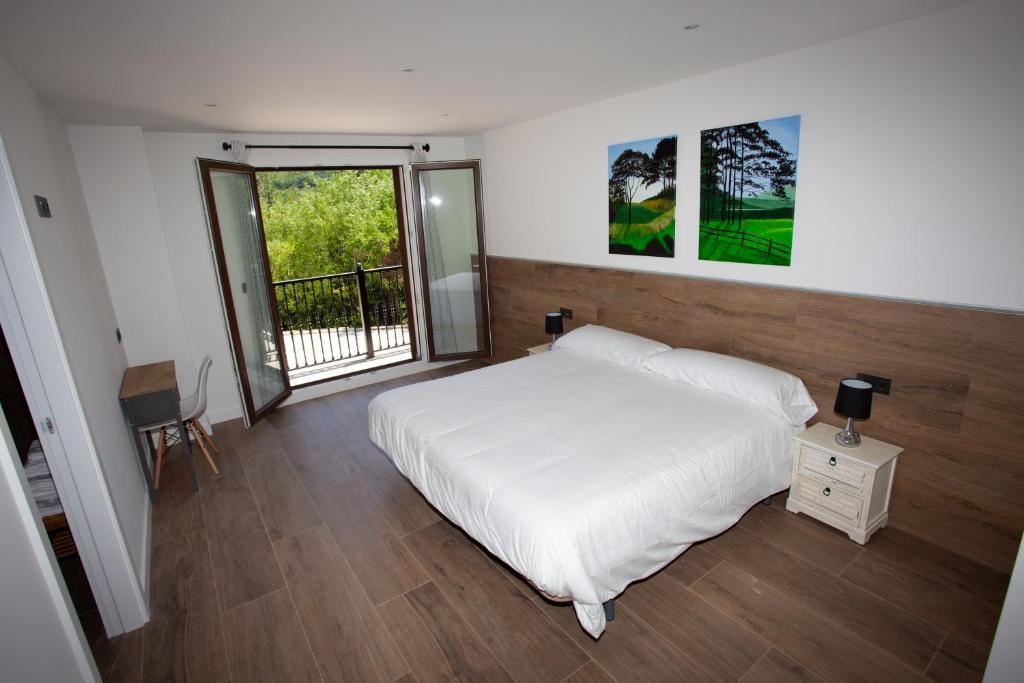 Agroturismo BASITEGI - Habitación Triple De Lujo