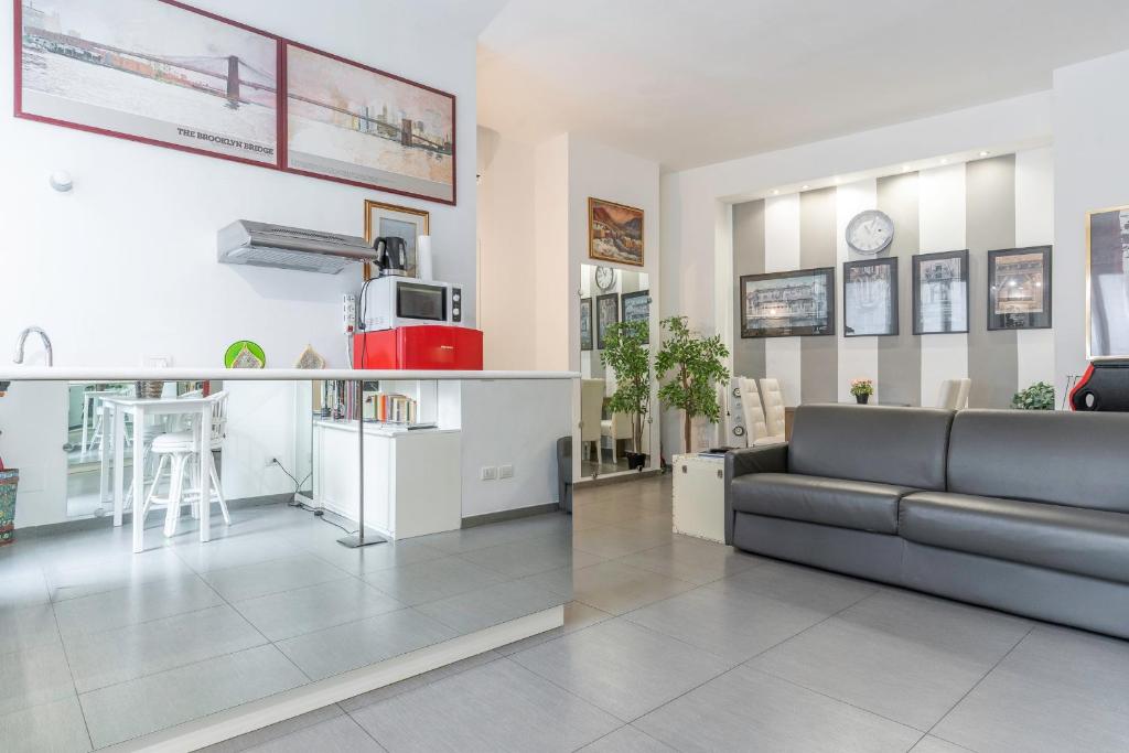 A kitchen or kitchenette at S. Ambrogio Square