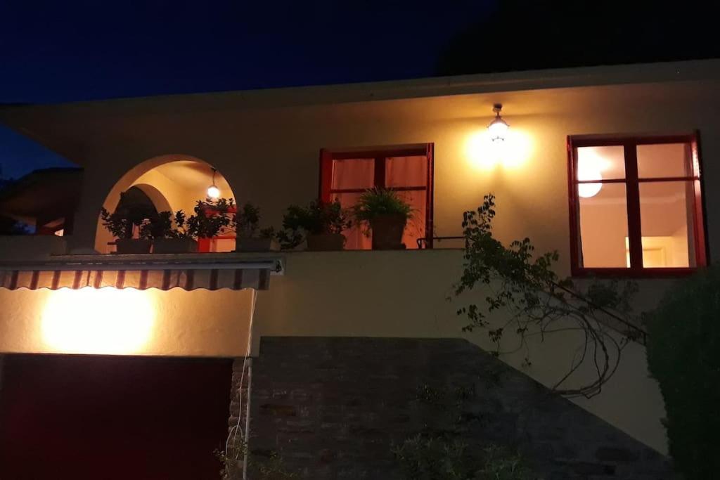 Fotografia z galérie ubytovania VILLA LOU CIGALOUN 10 pax v destinácii Saint-Raphaël