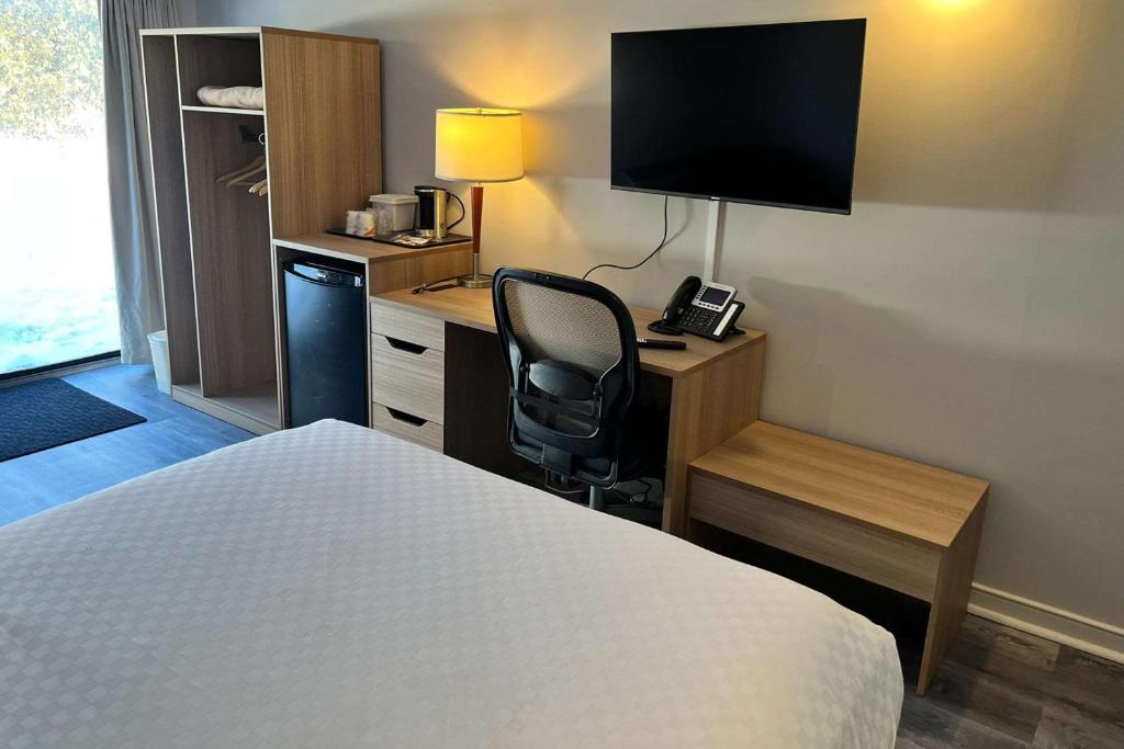 Econo Lodge Airport Quebec - Resim 20