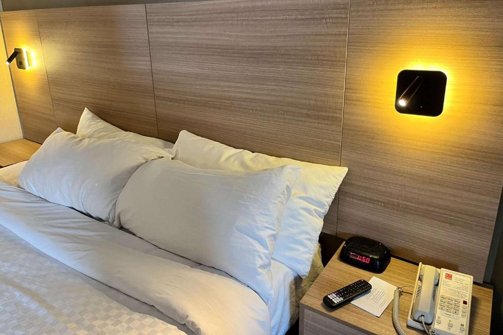 Econo Lodge Airport Quebec - Resim 25