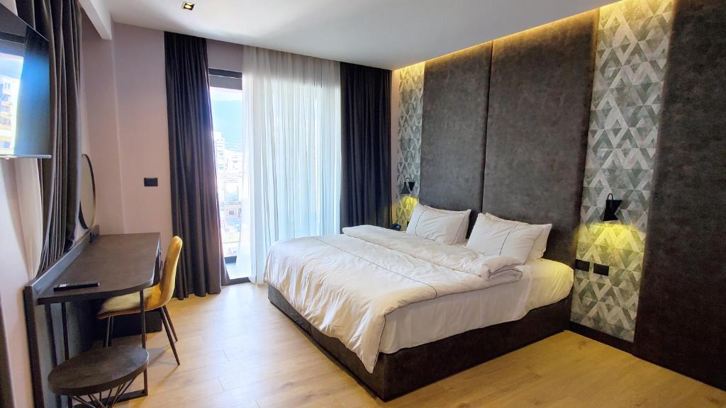 StarLight Hotel - Image 2