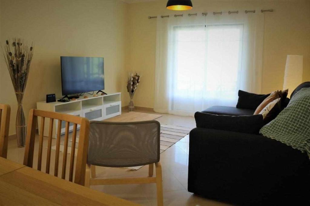 TV a/nebo společenská místnost v ubytování AlgarveSand Porches