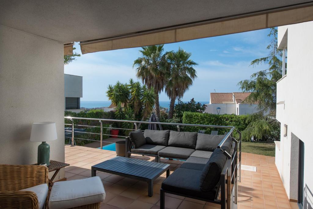 Posezení v ubytování R144 Villa Sea view for 6 people