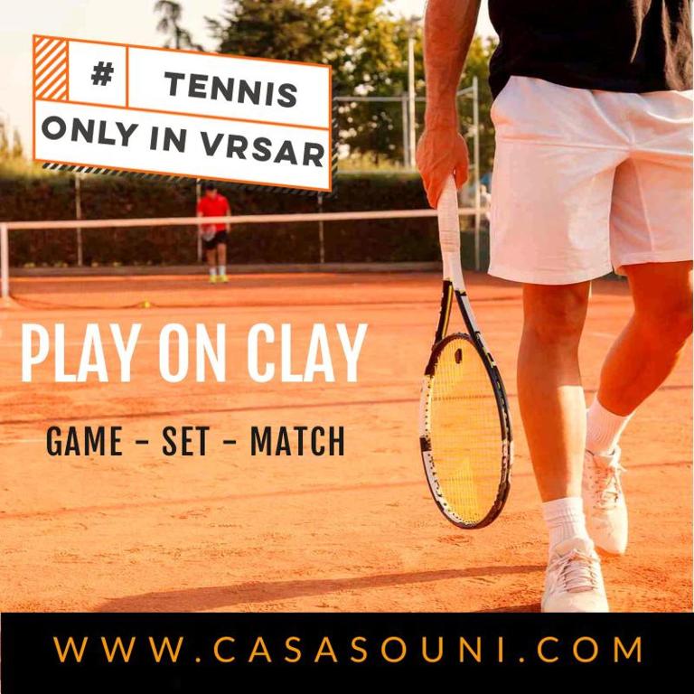 Tenis a/nebo squash v ubytování Casa Souni nebo okolí