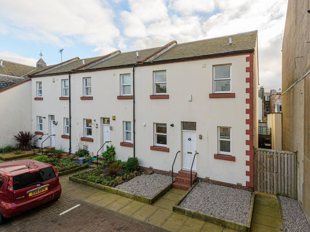 Craigleith Lodge, North Berwick (updated prices 2024)