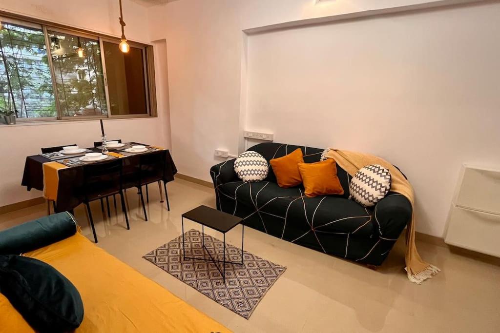 Apartment near Juhu Beach, Mumbai (updated prices 2024)