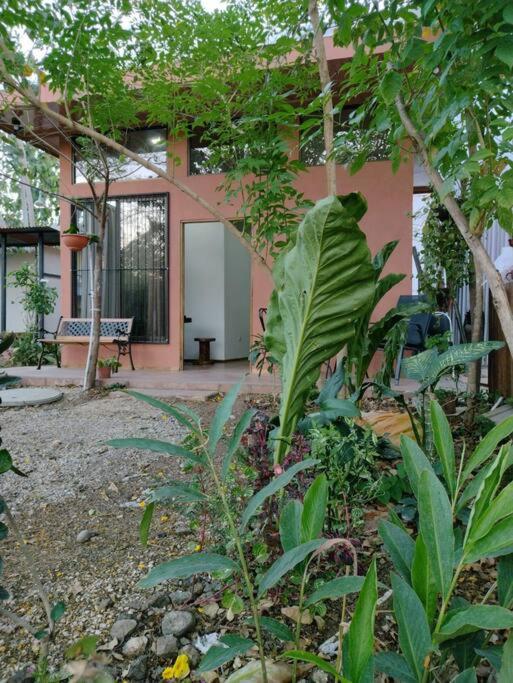 Private Tiny House in a very quiet zone.