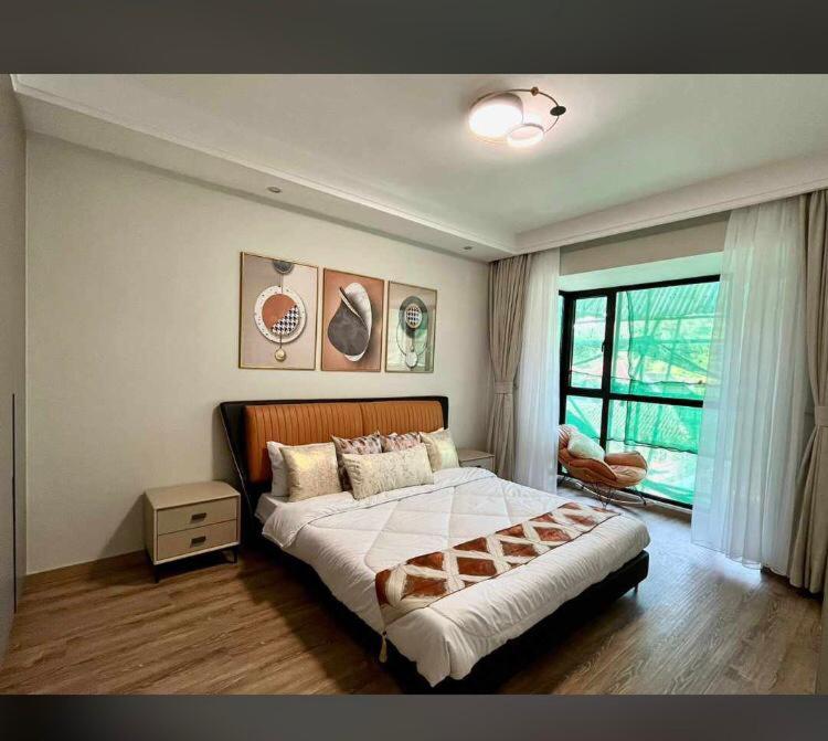 2 bedroom cozy serviced apartments in purple Haze with pool and gym ...