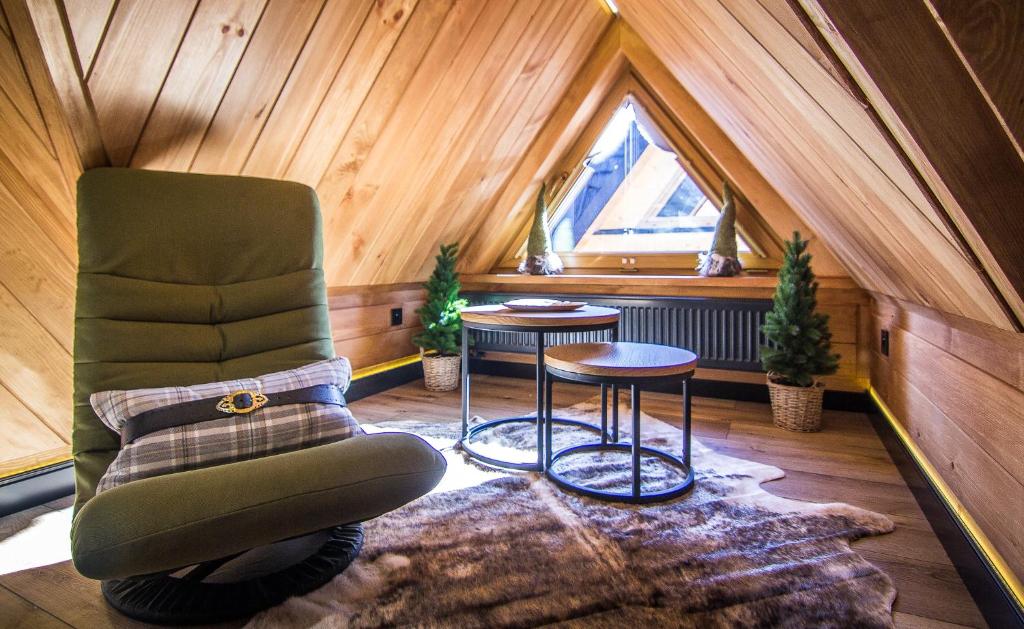 Posezení v ubytování Brzozowa Osada - Premium Chalets Zakopane