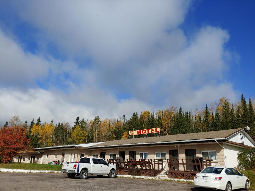 Pinecrest Motel, Nipigon (updated prices 2024)