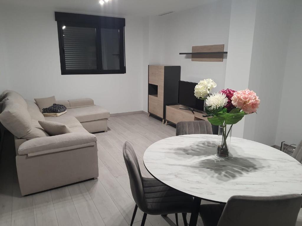 Modern & sunny apartment near Valencia, Paiporta – Updated ...