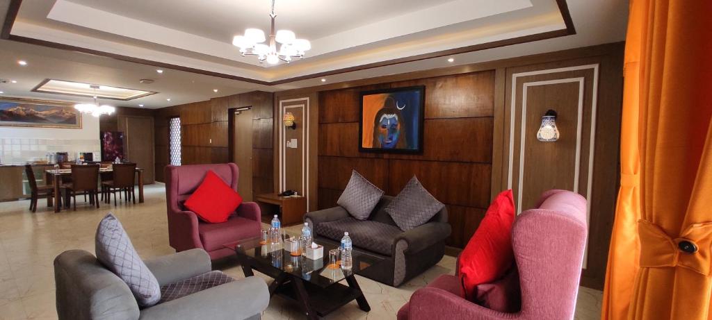 Istumisnurk majutusasutuses Hotel Ananda Pashupati