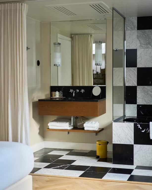 Hôtel du Sentier - Resim 32