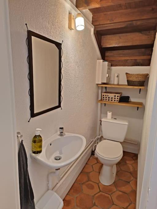 Kúpeľňa v ubytovaní Maison de vacances à la campagne