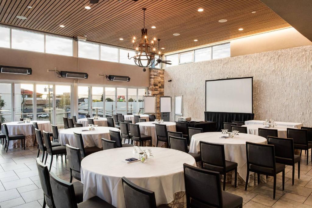 Restaurace v ubytování Delta Hotels by Marriott Kamloops