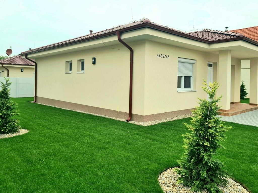The building in which the holiday home is located