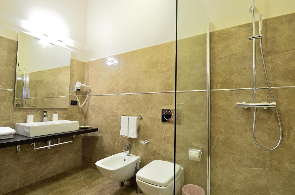 Koupelna v ubytování Hotel Del Corso
