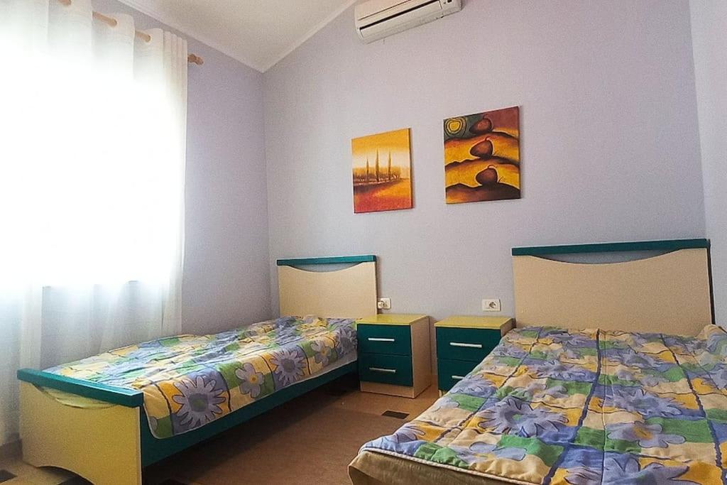 Durres, Golem Beach House - Image 2
