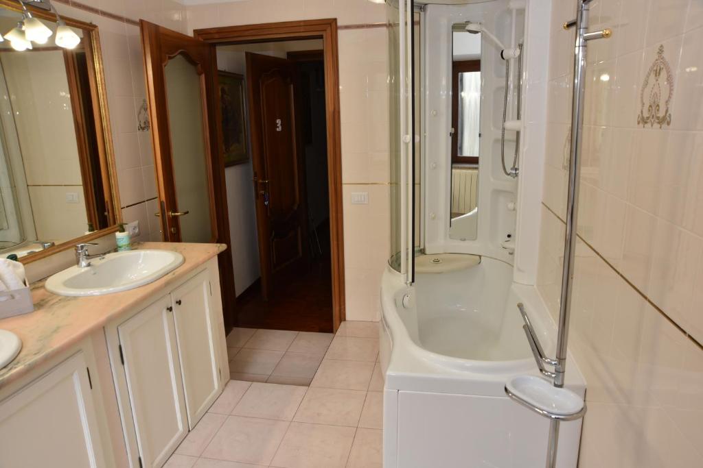 Koupelna v ubytování B&B LE DUE ISOLE
