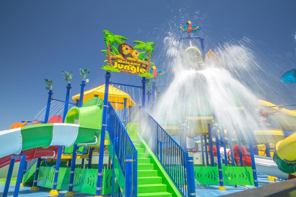 a water park with a water slide at Beachside Holiday Park in Normanville