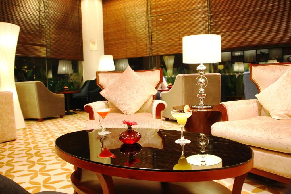 Posezení v ubytování Jianguo Hotel Guangzhou