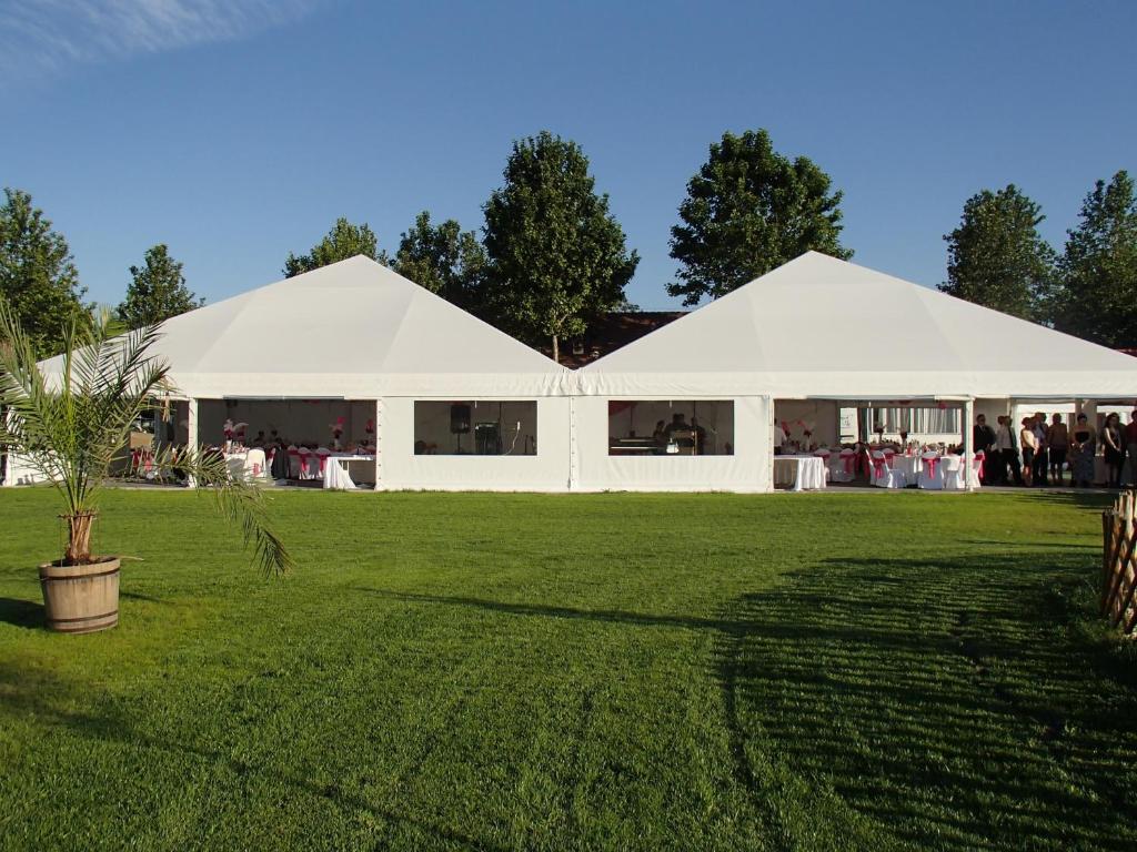 Kastélykert Fogadó - Resim 5