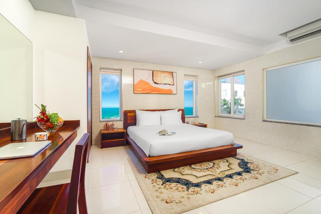 Phòng Deluxe Giường Đôi Nhìn Ra Biển Từ Phía Bên Cạnh