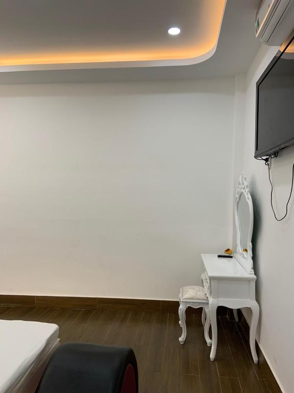 Hotel MAI TUAN Nguyễn Văn Linh - Deluxe King Room