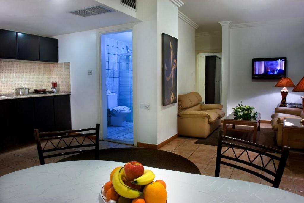TV a/nebo společenská místnost v ubytování Barakat Hotel Apartments