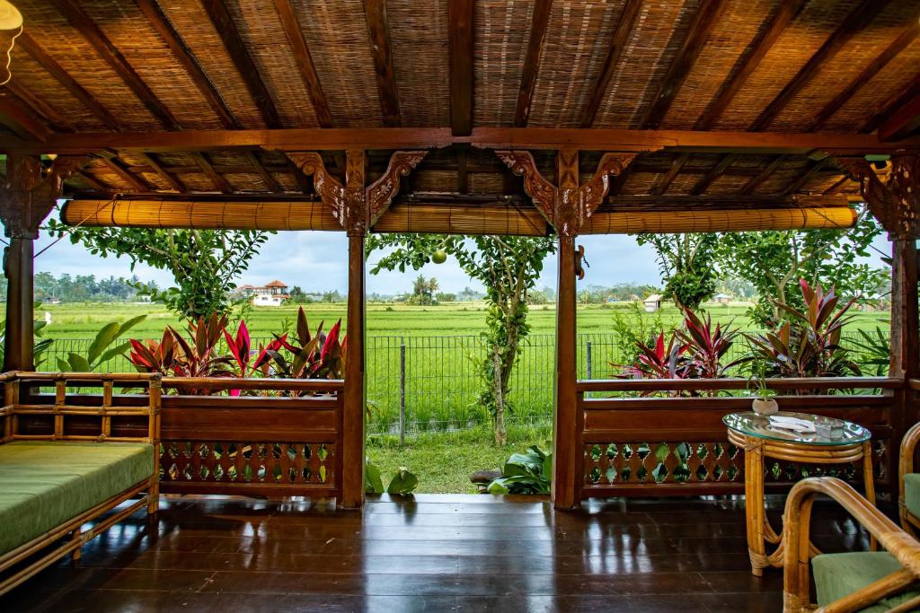 Arya Villas Ubud - Houten Suite Met Paddy -uitzicht
