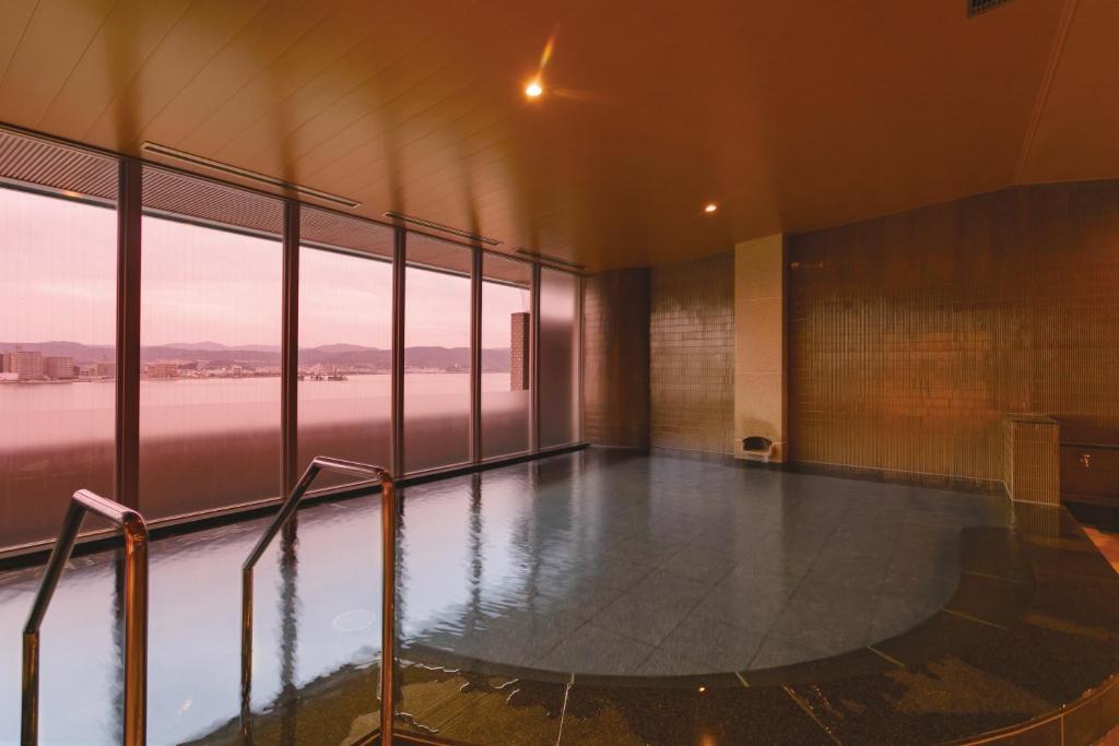 Bazén v ubytování Hotel Ichibata nebo v jeho okolí