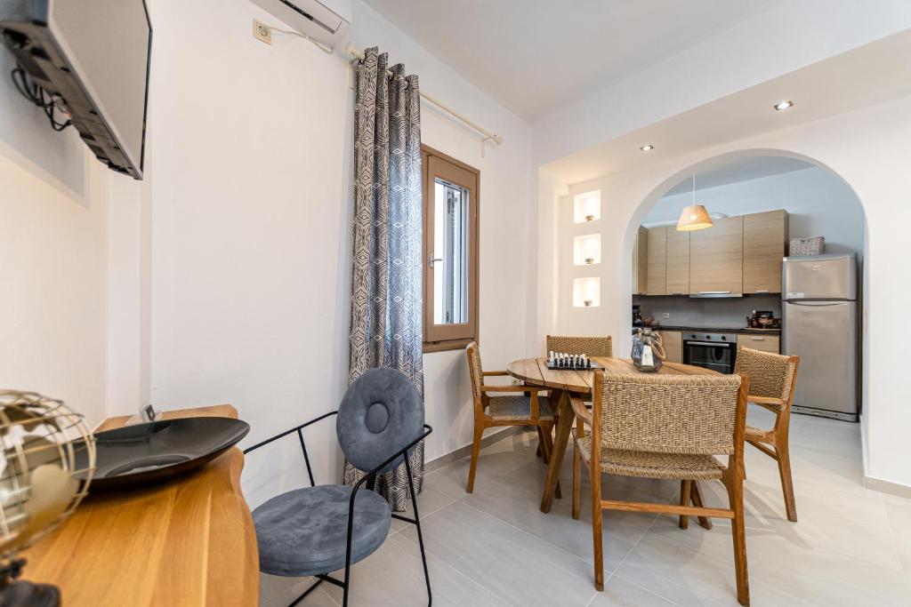 Kuchyňa alebo kuchynka v ubytovaní Cozy Comfy Town House