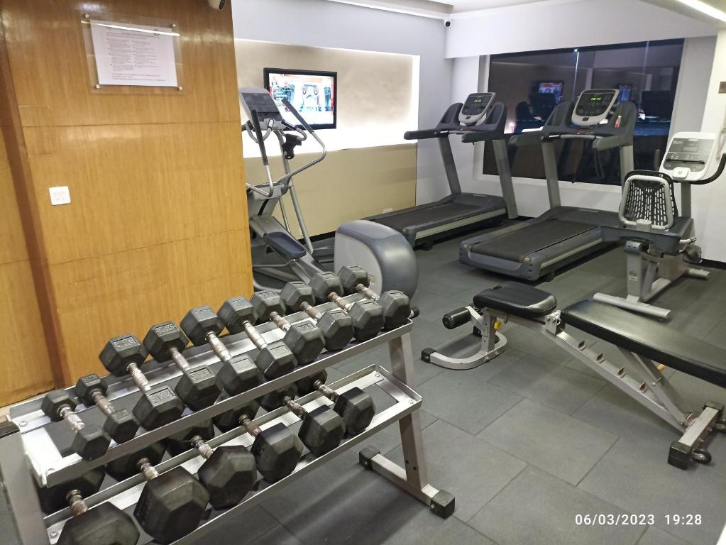 Fitness centrum a/nebo fitness zařízení v ubytování Fortune Select SG Highway, Ahmedabad - Member ITC Hotels' Group