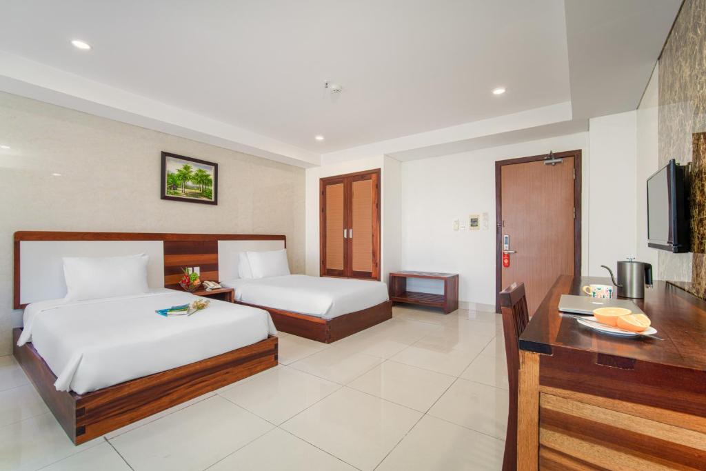 Phòng Deluxe 2 Giường Đơn Nhìn Ra Đường Phố